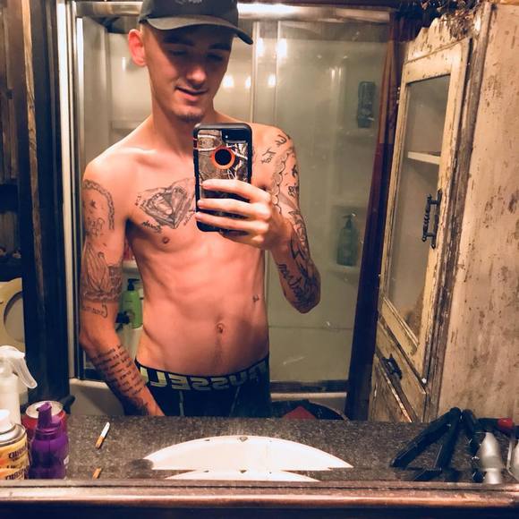 Meet your Posher, Joshua - Picture 1 of 1